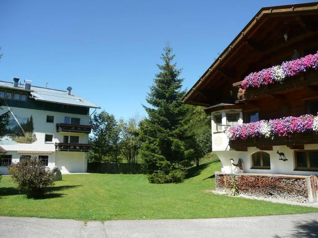Garni Hotel Wildanger Zöblen エクステリア 写真